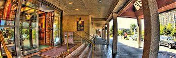 Compass Point Inn - Surrey Exteriör bild